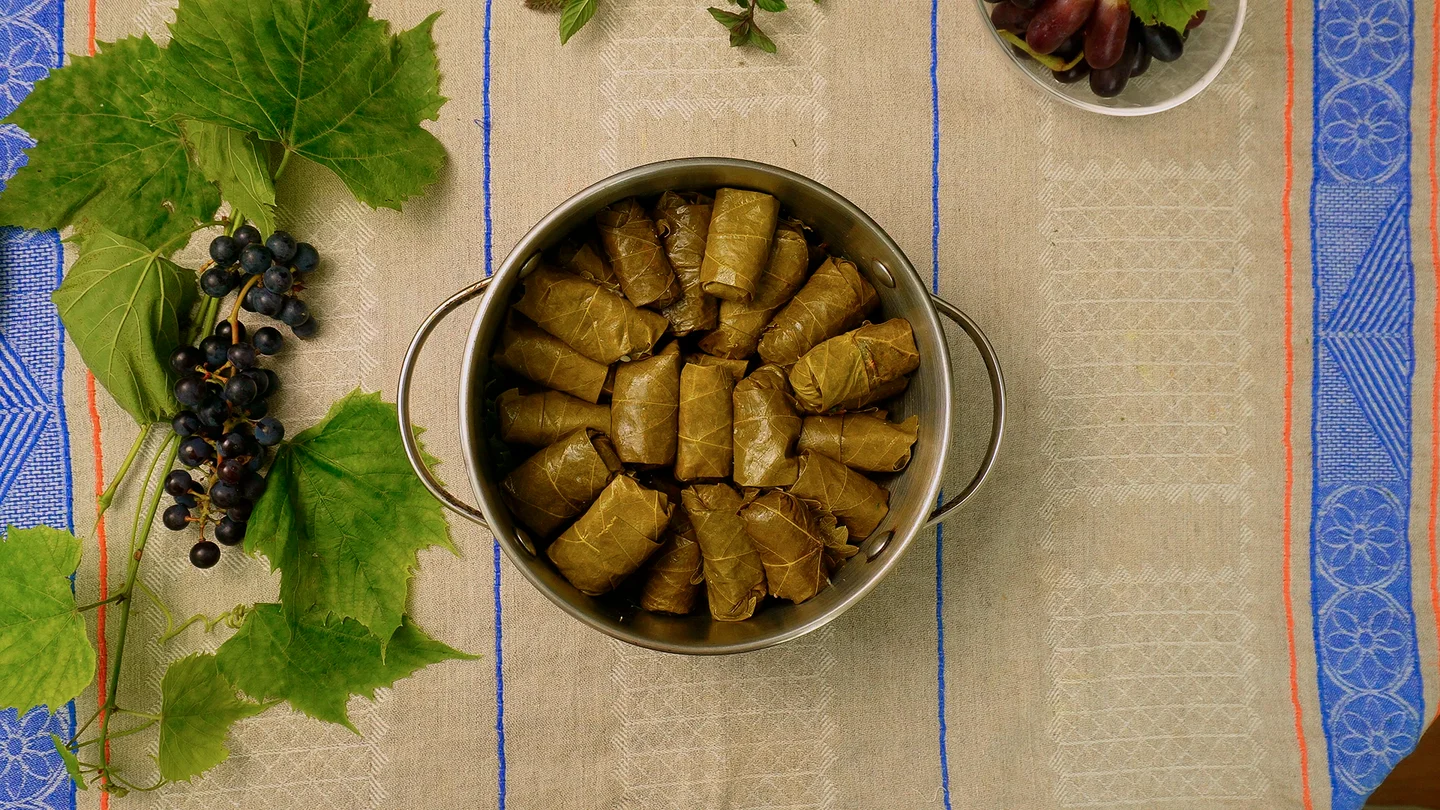 Укладываем швом вниз